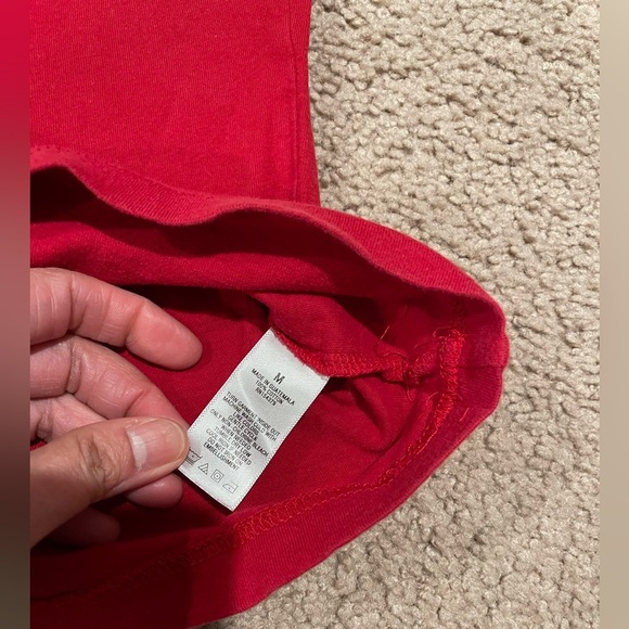 Men's AEROPOSTALE Red Camo Bear Graphic Tee - Picture 9 of 11